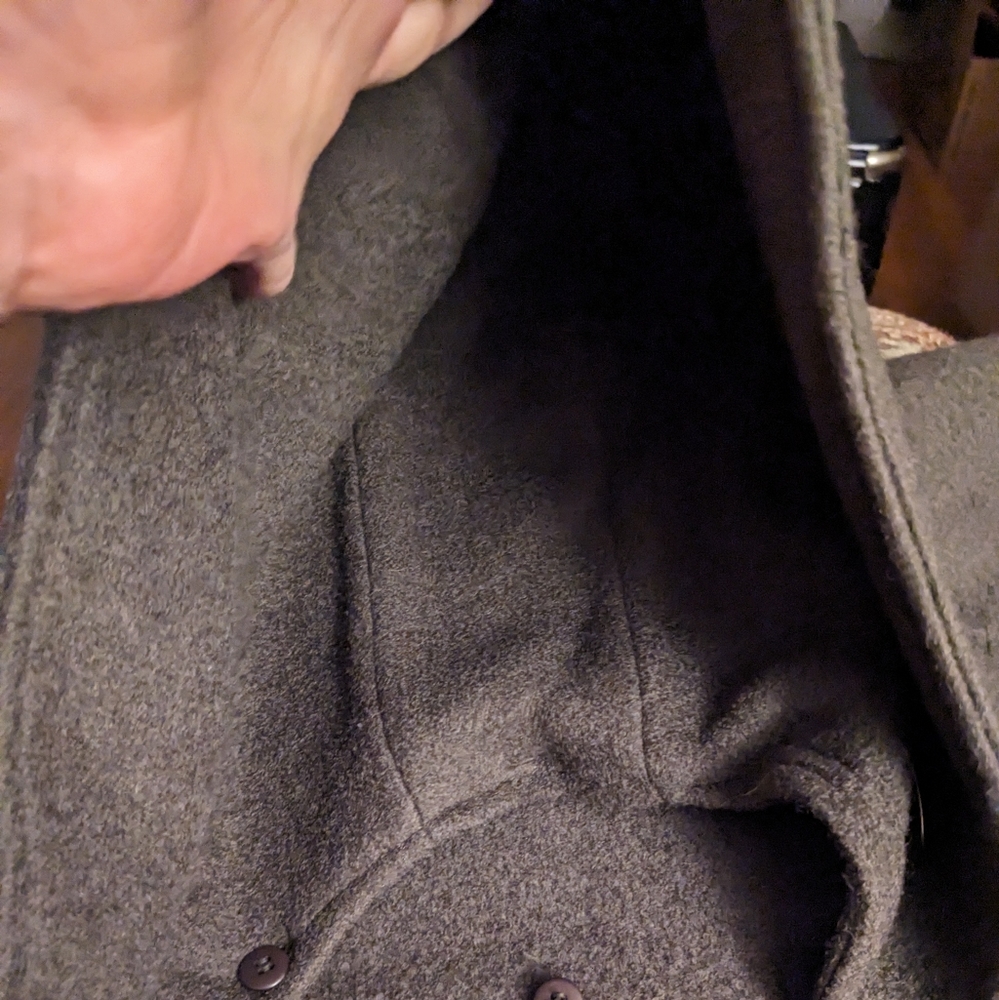 Winter coat - Picture 5 of 9